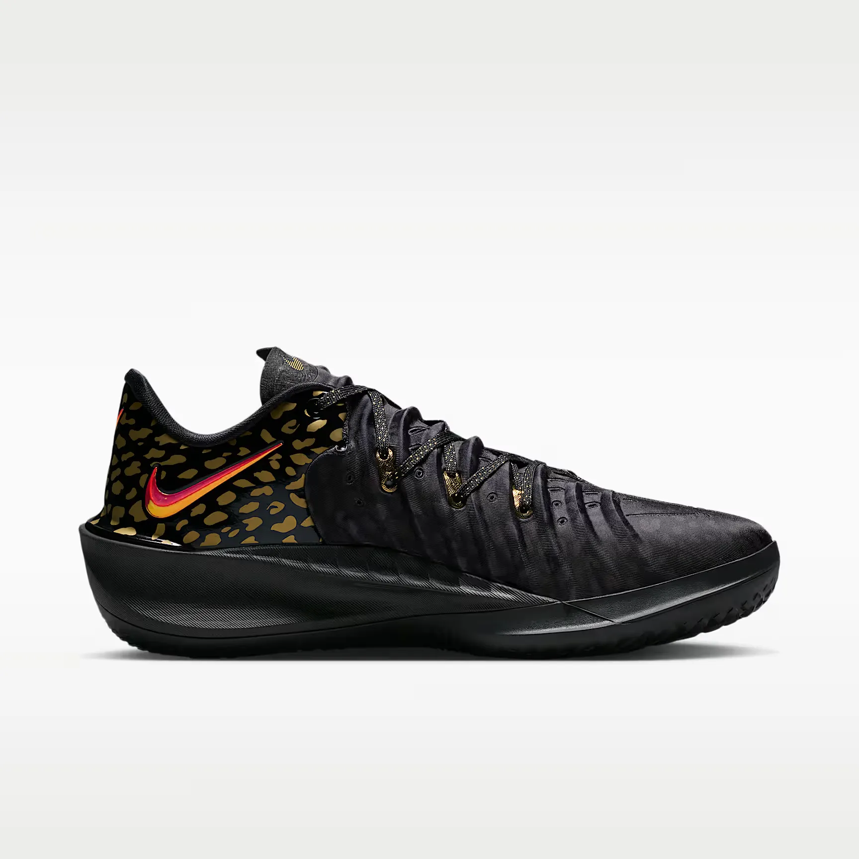 000000_Nike-G.T.-Cut-4-"Victor-Wembanyama"_Gold-Panther_IU1960-001_img2